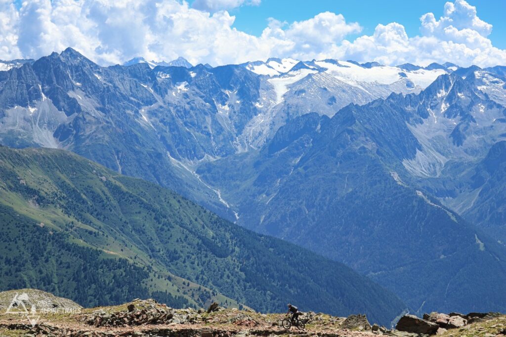 Ride Alpine Trails Adamello erkunden